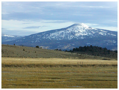 a mountain in southern oregon